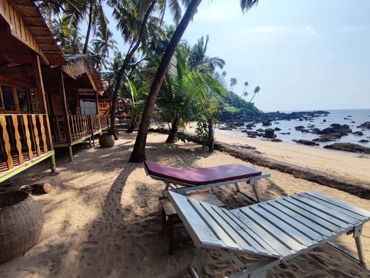 Sea Front Cottage Little Khola Cola Ngoại thất bức ảnh