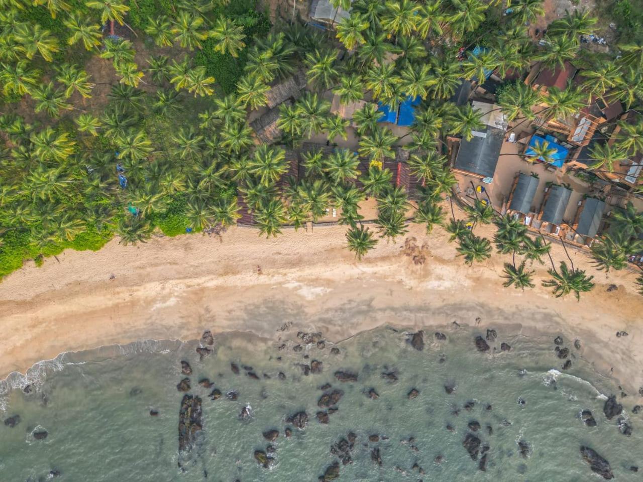 Sea Front Cottage Little Khola Cola Ngoại thất bức ảnh