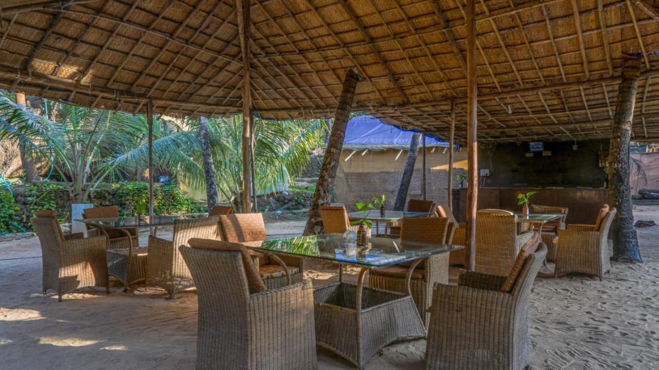 Sea Front Cottage Little Khola Cola Ngoại thất bức ảnh