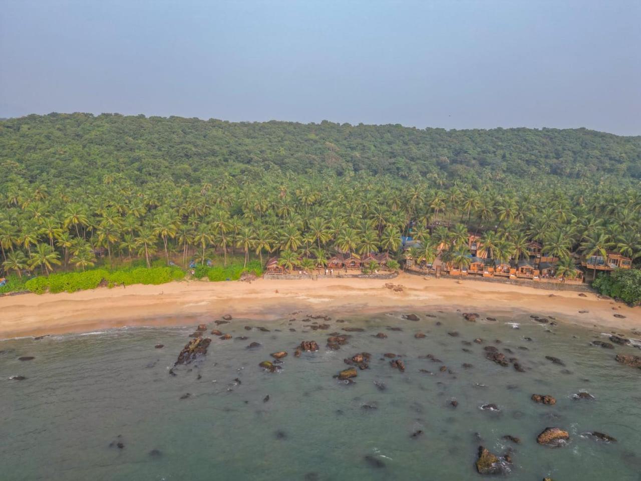 Sea Front Cottage Little Khola Cola Ngoại thất bức ảnh